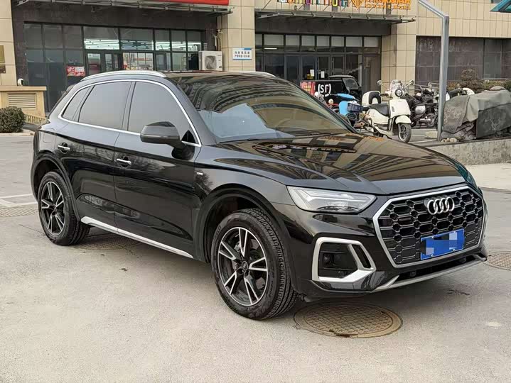 Фото 3 - Audi Q5L
