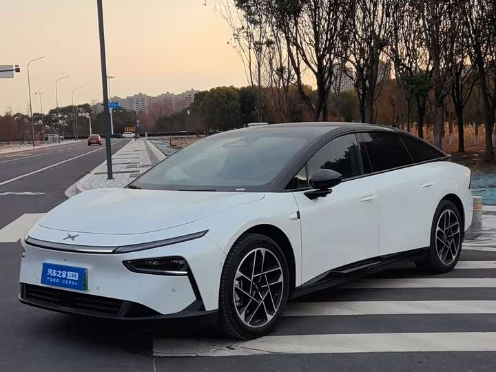 Фото 1 - XPeng F57