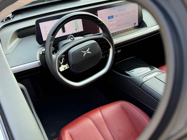 Фото 6 - XPeng P7