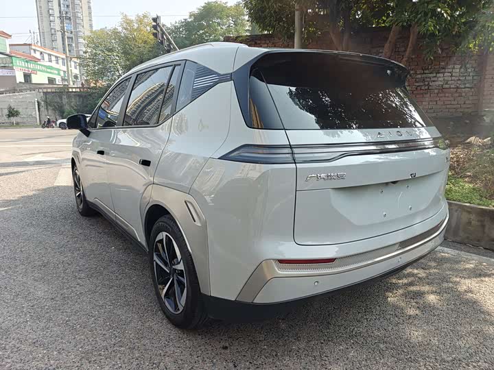 Фото 4 - GAC Aion Y