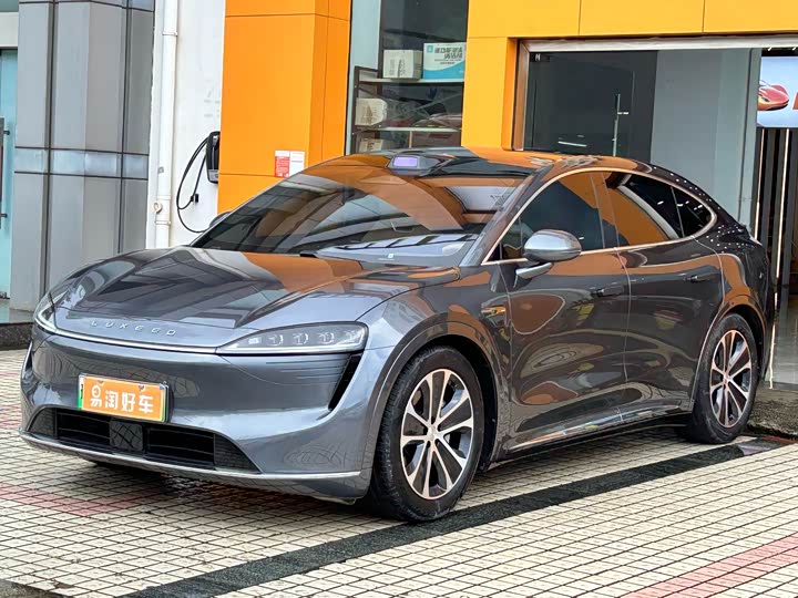 Фото 4 - Luxeed R7