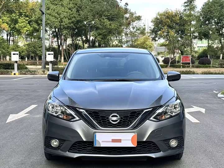 Фото 2 - Nissan Sylphy