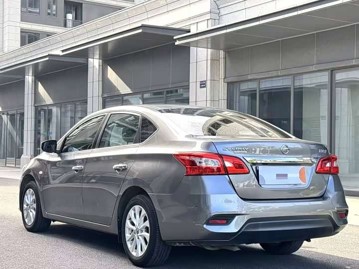 Фото 7 - Nissan Sylphy