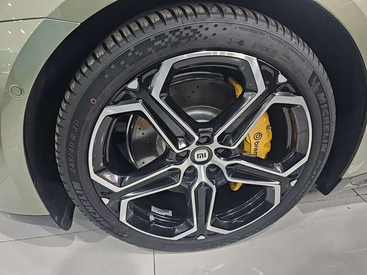 Фото 2 - Xiaomi SU7