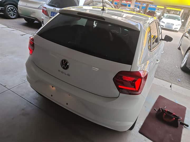 Фото 7 - Volkswagen Polo