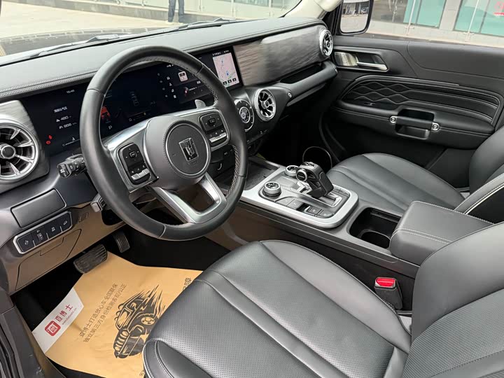 Фото 5 - Tank 300