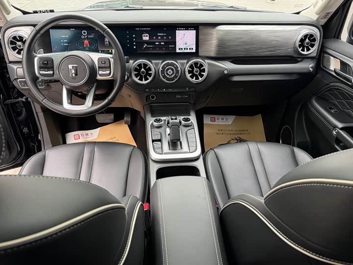 Фото 7 - Tank 300