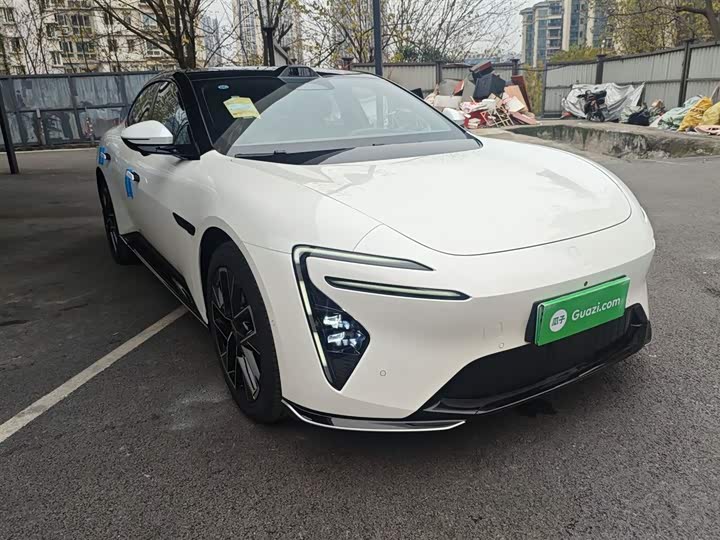 Фото 4 - Avatr 06