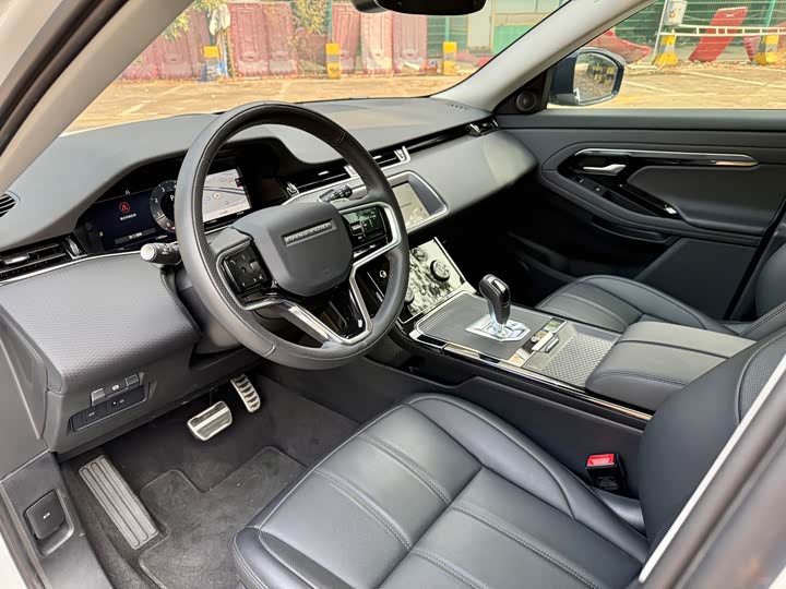 Фото 4 - Land Rover Range Rover Evoque L