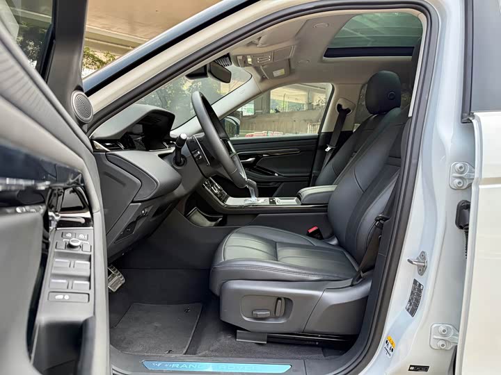 Фото 9 - Land Rover Range Rover Evoque L