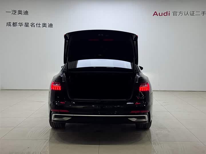 Фото 6 - Audi A6L