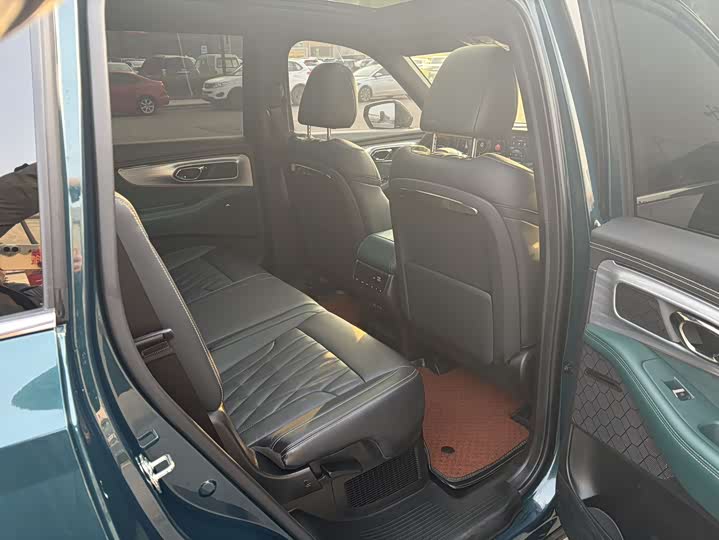 Фото 8 - GAC Trumpchi GS8