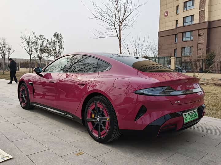 Фото 4 - Xiaomi SU7