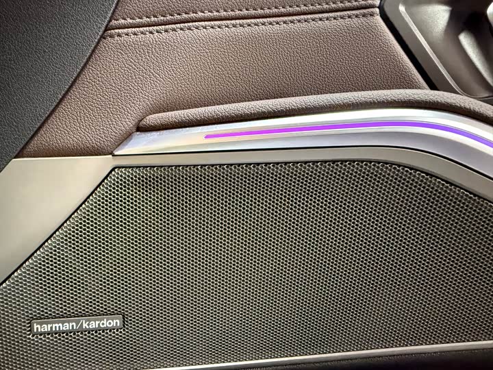 Фото 9 - BMW 3 Series