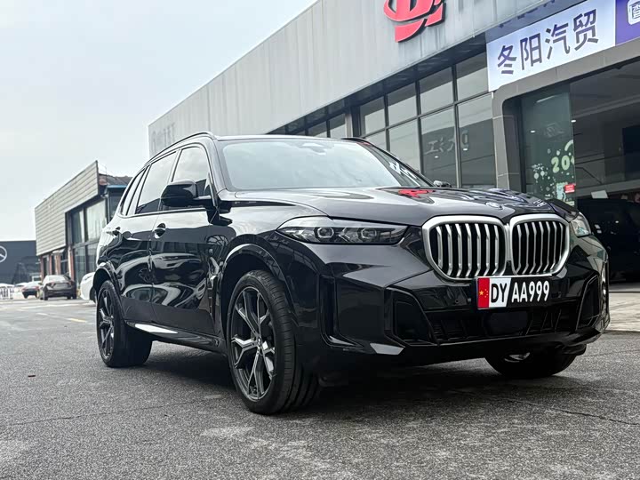 Фото 1 - BMW X5