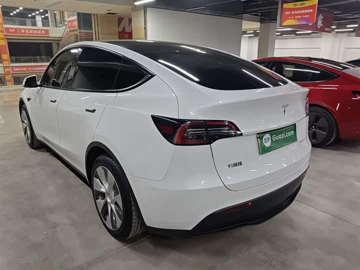Фото 5 - Tesla Model Y