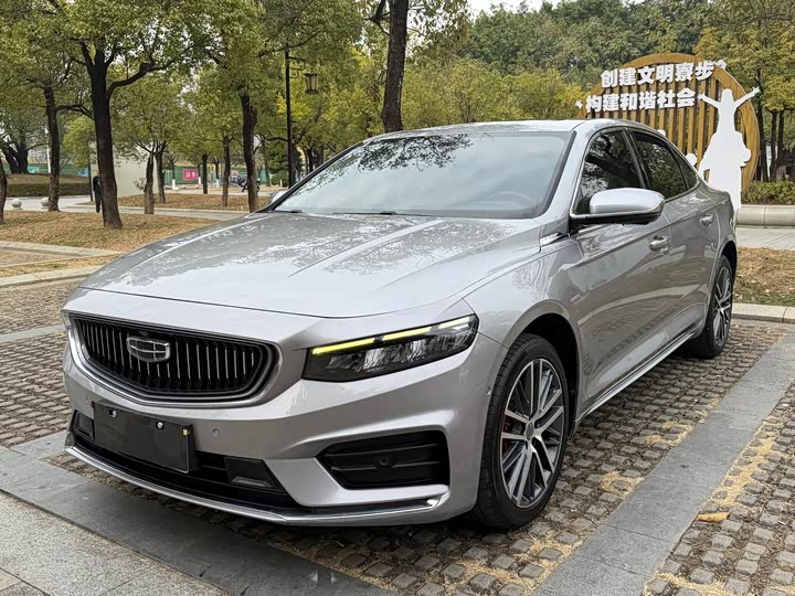 Фото 1 - Geely Preface