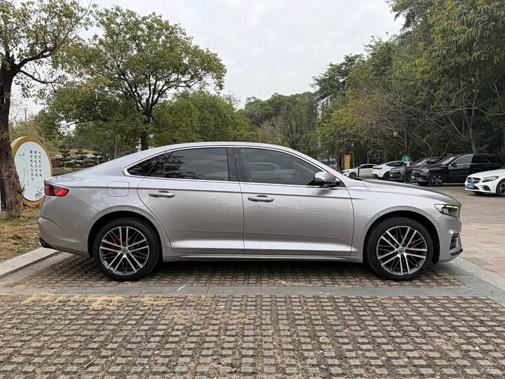 Фото 5 - Geely Preface