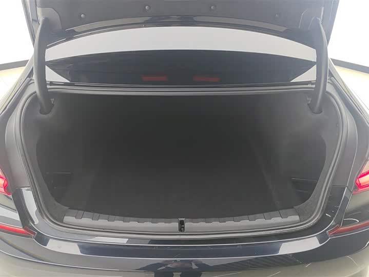 Фото 4 - BMW 3 Series