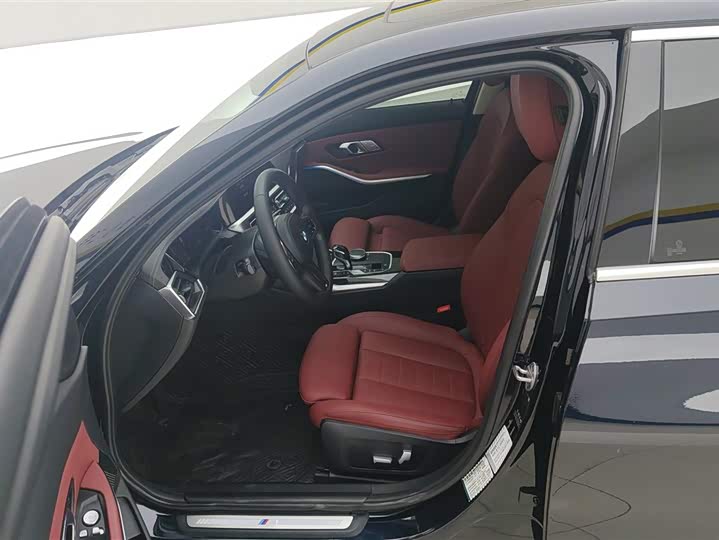 Фото 9 - BMW 3 Series