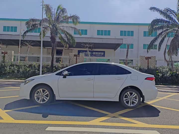 Фото 5 - Toyota Levin