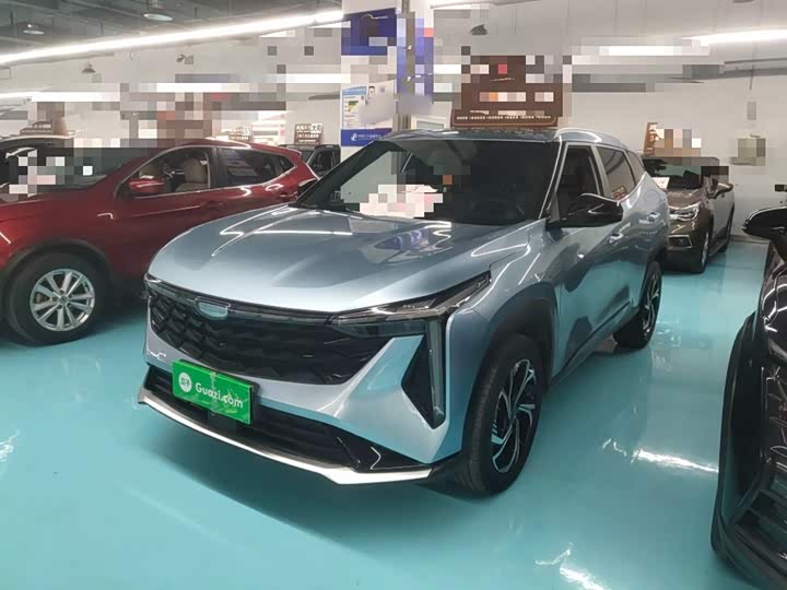 Фото 1 - Geely Atlas