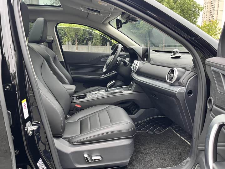 Фото 7 - Wey VV5