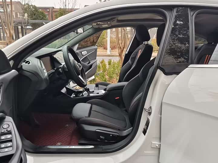 Фото 5 - BMW 2 Series