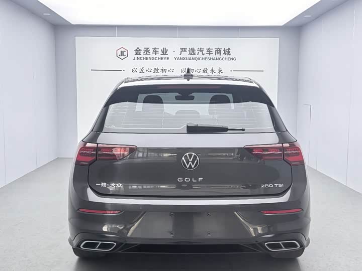 Фото 4 - Volkswagen Golf