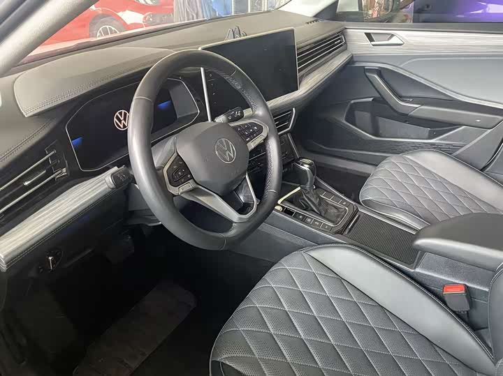 Фото 6 - Volkswagen Sagitar L