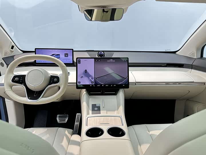 Фото 7 - Luxeed R7