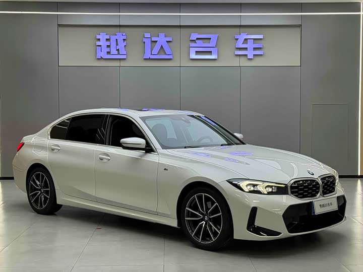 Фото 3 - BMW 3 Series