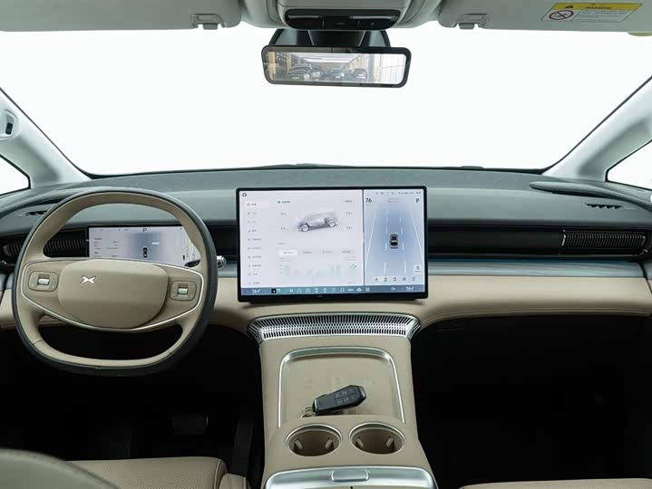 Фото 4 - XPeng X9