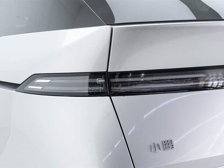 Фото 8 - XPeng X9