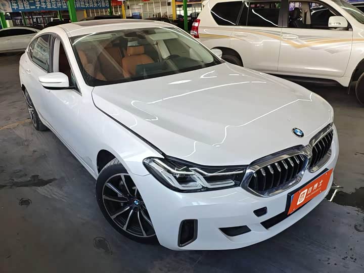 Фото 2 - BMW 6 Series GT