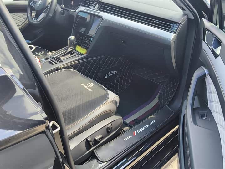 Фото 8 - Volkswagen Magotan