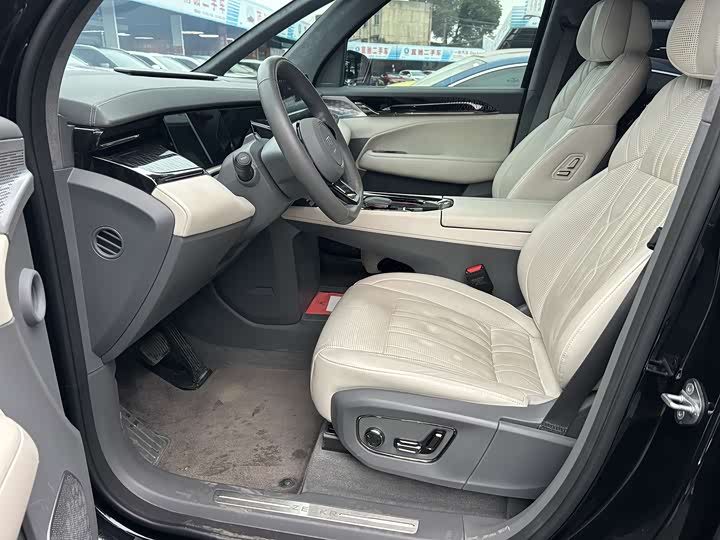 Фото 8 - Zeekr 009