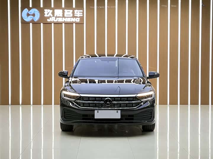 Фото 2 - Volkswagen Sagitar L