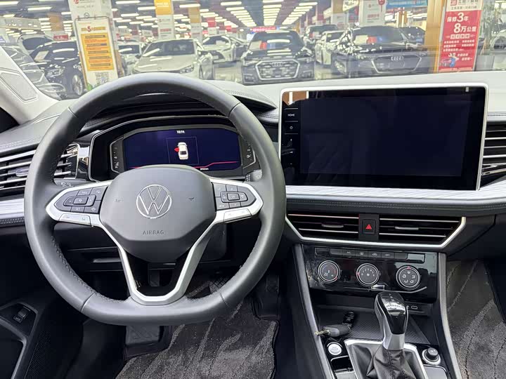 Фото 6 - Volkswagen Sagitar L