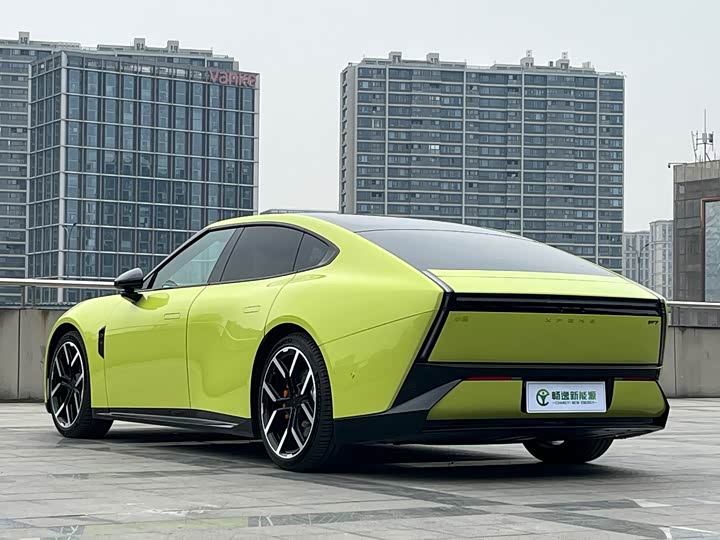 Фото 6 - XPeng P7