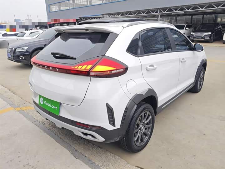 Фото 6 - Chery Tiggo 3x
