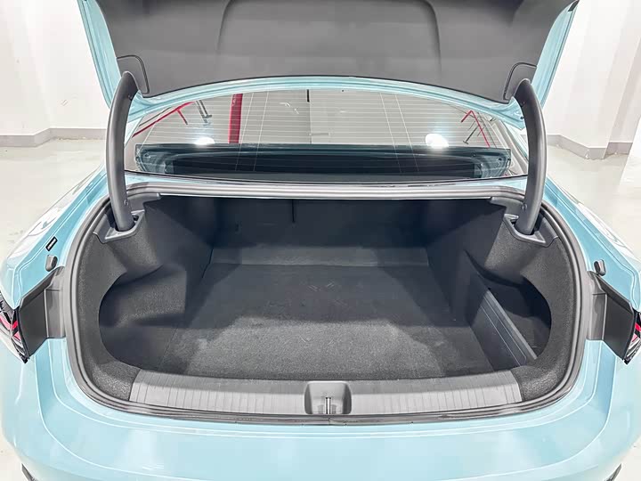 Фото 9 - Volkswagen Passat