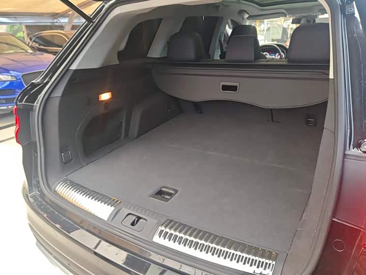 Фото 4 - Hongqi HS7