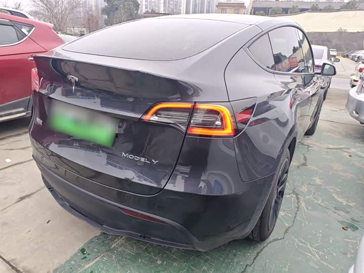 Фото 7 - Tesla Model Y