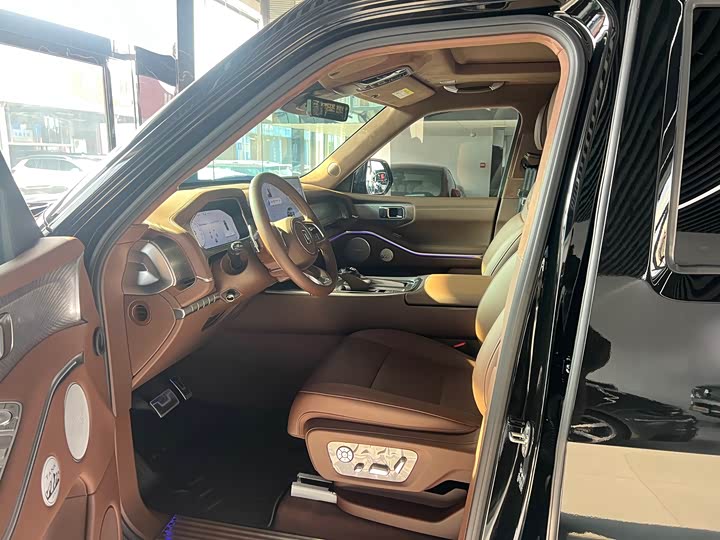 Фото 8 - Tank 700 Hybrid