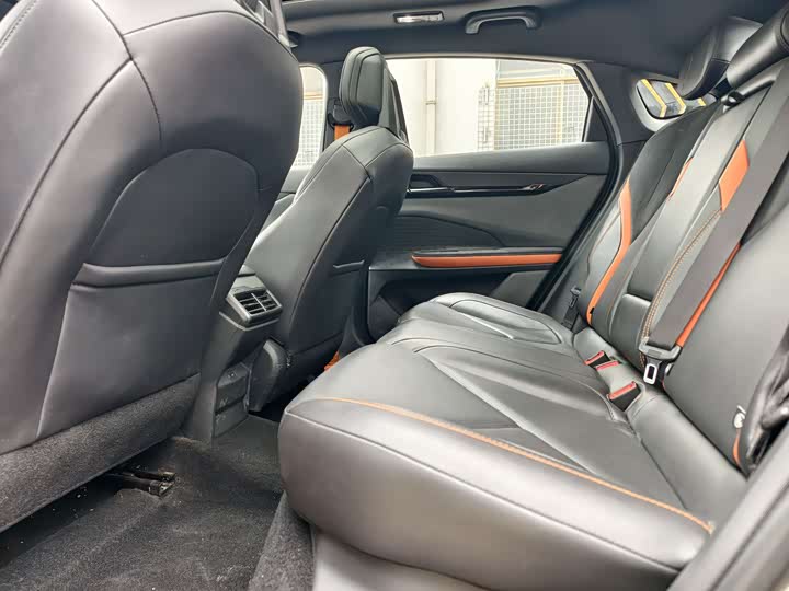 Фото 5 - Changan UNI-V