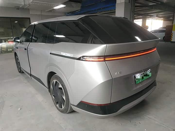 Фото 5 - XPeng X9