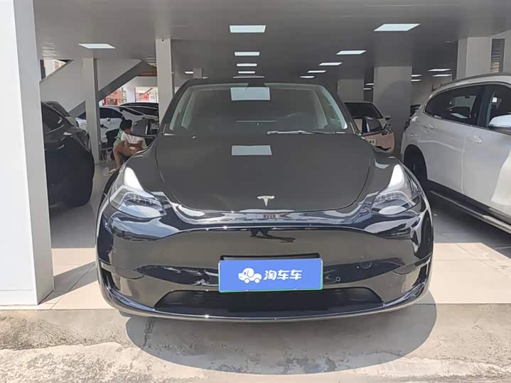 Фото 2 - Tesla Model Y