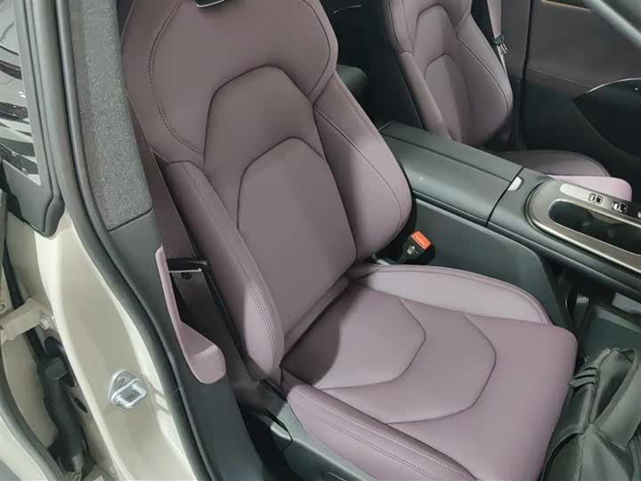 Фото 5 - Xiaomi SU7