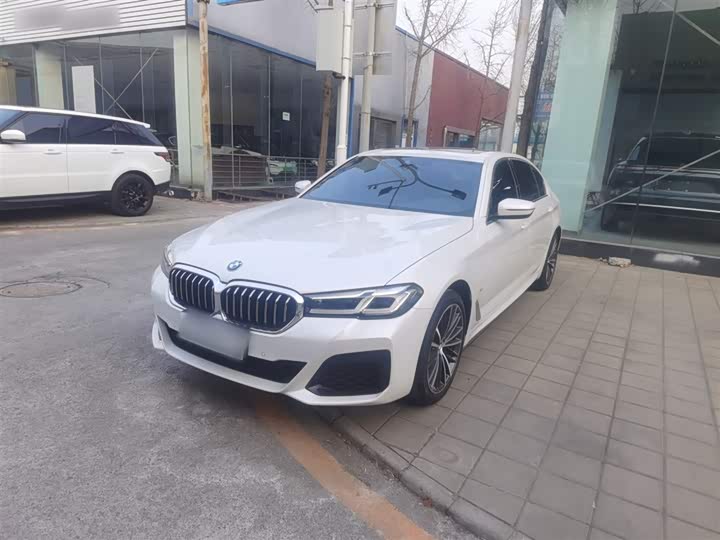 Фото 1 - BMW 5 Series